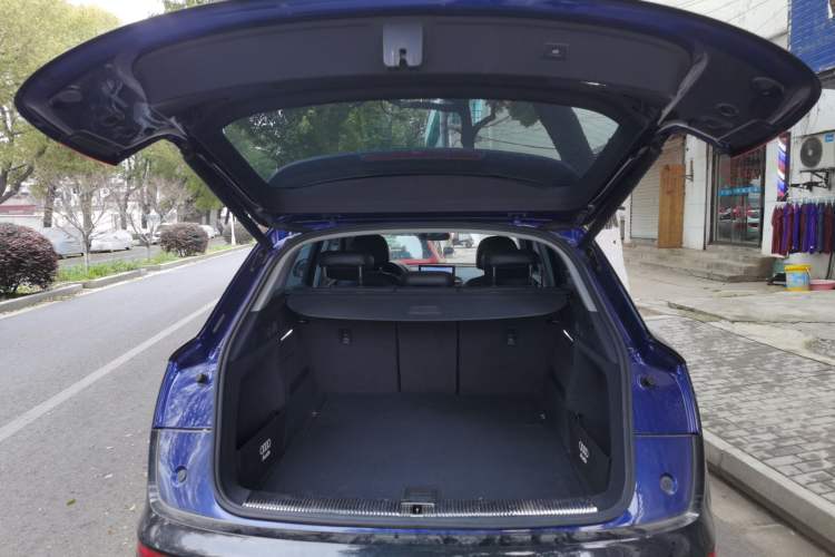 Used Audi Q5L 2018 40 TFSI Prestige Edition China VI Emission Standard
