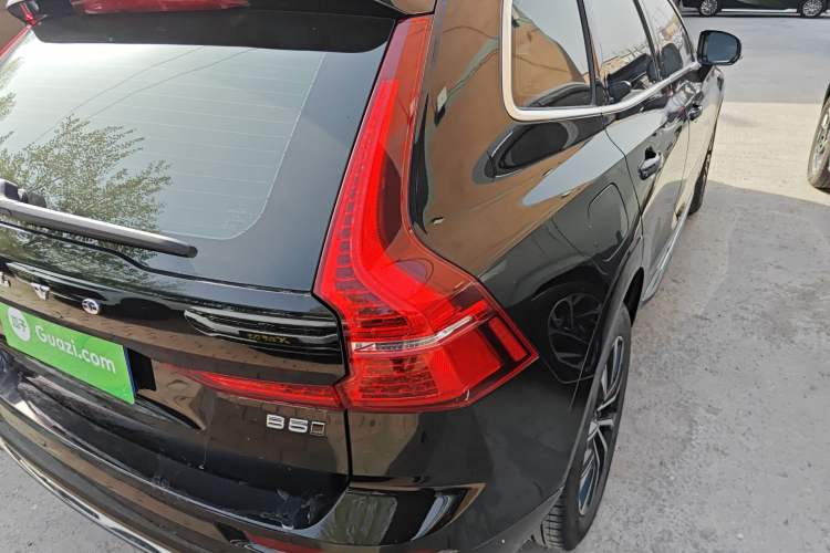 Used Volvo XC60 2024 B5 4x4 Smart Luxury Edition
