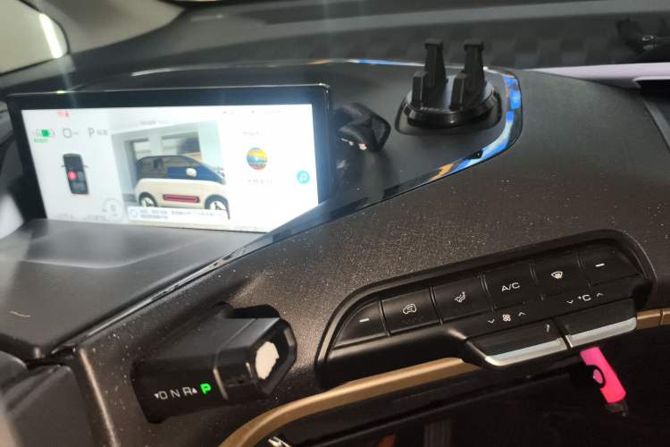 Used Baojun KiWi EV 2022 Designer Lite Edition Lithium Iron Phosphate