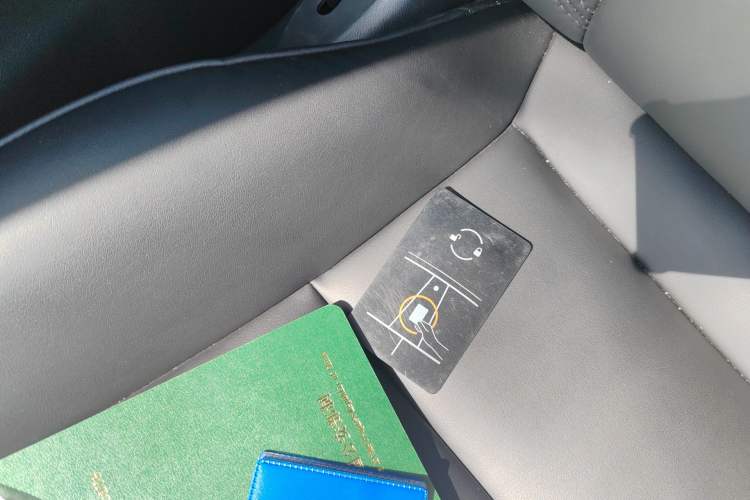 Used Tesla Model Y 2022 Rear-Wheel-Drive Version Vehicle Key