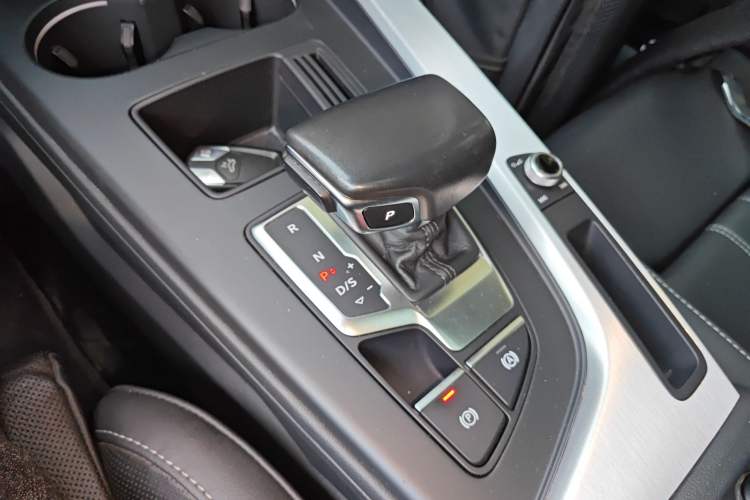 Used Audi A4L 2020 40 TFSI Fashion Dynamic Model