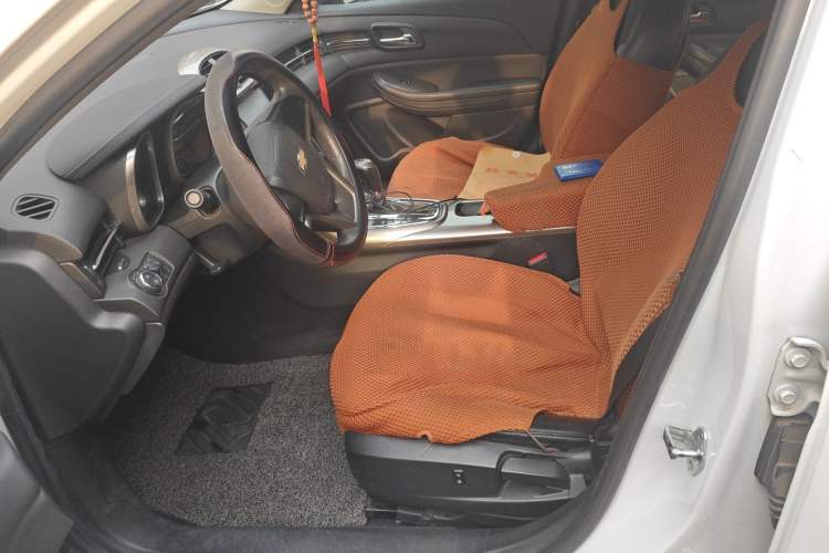Used Chevrolet Malibu 2013 1.6T Automatic Comfort Edition Left Front Seat