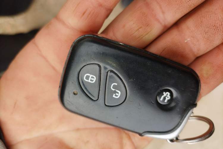 Used BYD S6 2012 2.0L Manual Luxury Version