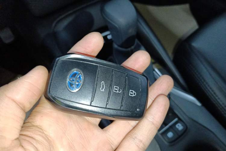 Used Toyota Levin 2023 Smart Electric Hybrid Dual-Engine 1.8L Leading Edition