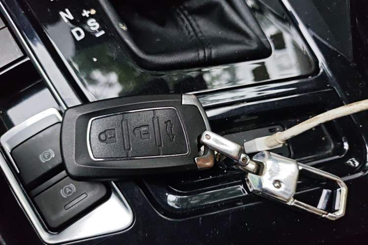 Used FORTHING T5 2018 230T CVT Smart Enjoyment Version