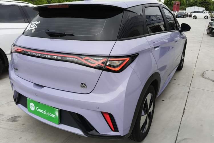 Used BYD Dolphin 2023 420 km Fashion Edition