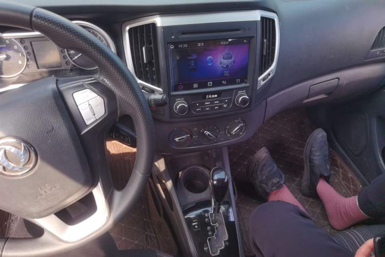 Used Dongfeng Aeolus AX3 2016 1.5L Automatic Shangkue Model