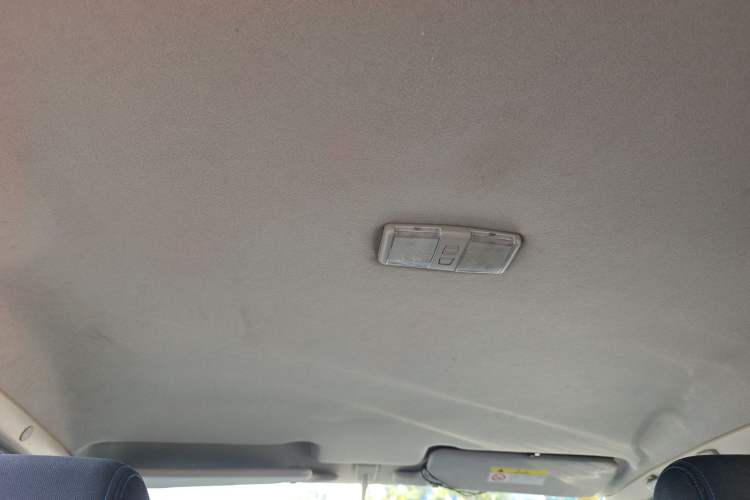 Used Leopaard Q6 2015 2.4L Manual Two-Wheel-Drive Elite Model
