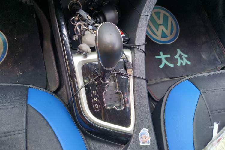 Used CHANGAN Alsvin V7 2015 1.6L Automatic Enjoyment Model China V Standard
