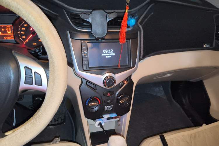 Used Chery Fengyun 2 2013 Hatchback 1.5L Manual Ruiyi Edition
