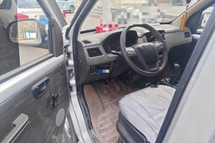 Used Wuling Rongguang S 2021 1.2L Base Model 7-Seater LSI