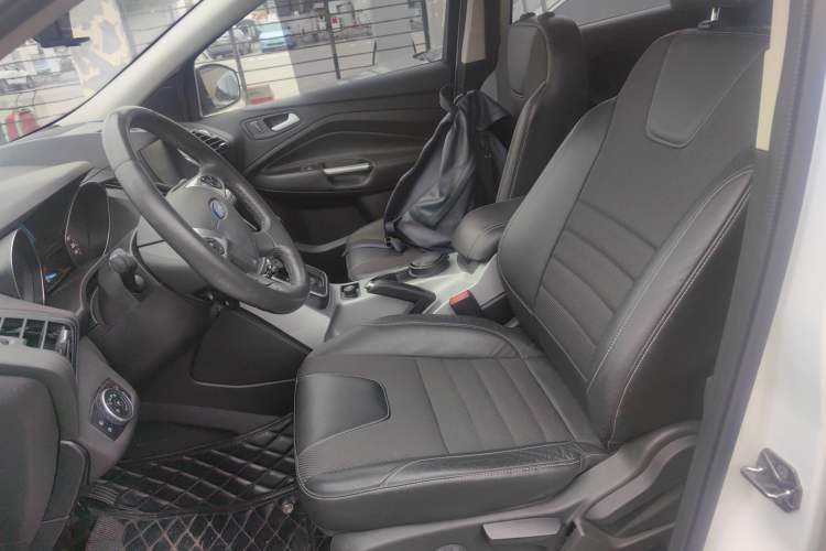 Used Ford Kuga 2015 1.5L GTDi Two-Wheel Drive Fashion Edition Left Front Seat