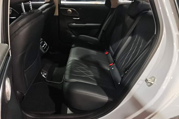 Used Chery Arrizo 8 PRO 2025 Model Pro 2.0T Luxury Version
