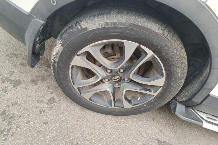 Used Soueast DX7 2015 1.5T Automatic Prestige Model Right Rear Wheel Hub