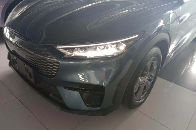 Used Ford Mustang Mach-E 2021 Leap Edition Rear-Drive Version (Standard Range)