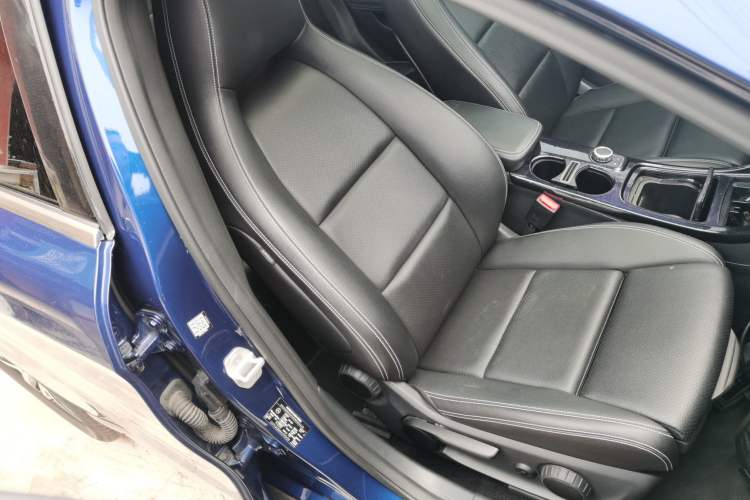 Used Mercedes-Benz GLA 2016 GLA 200 Fashion Model
