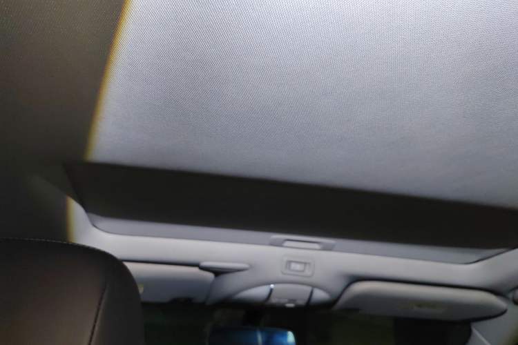 Used Infiniti QX60 2020 2.5 S/C Hybrid Two-Wheel-Drive Excellence Edition Headliner