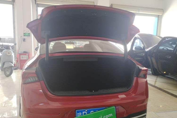 Used Kia K5 2020 270T CVVD Luxury Edition Trunk