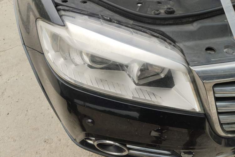 Used Haval H6 2014 Sport Version 1.5T Manual Two-Wheel Drive Elite Edition Right Front Headlight