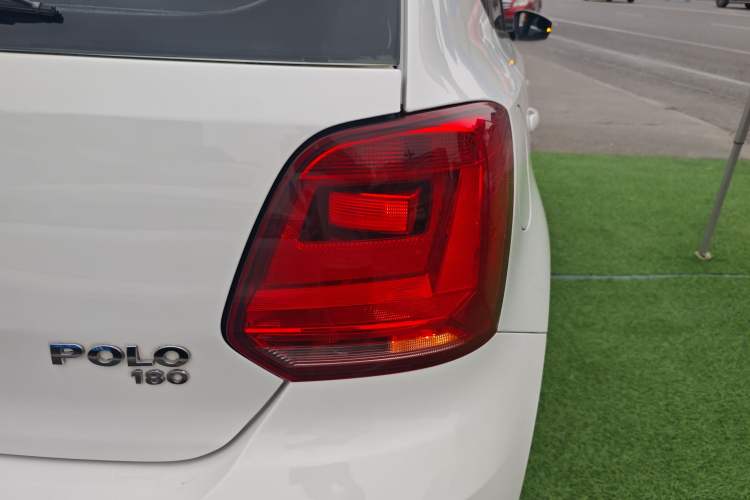 Used Volkswagen Polo 2018 1.5L Automatic Enjoyment Model
