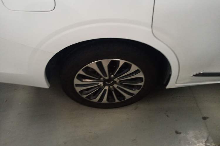 Used Wuling Jiachen 2022 1.5T CVT Deluxe Flagship Edition Right Rear Wheel Hub