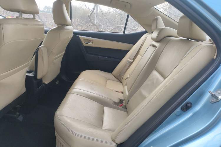 Used Toyota Corolla 2017 Revised Dual-Engine 1.8L E-CVT Elite Edition
