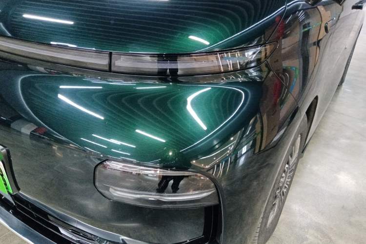 Used Geely Galaxy LEVC L380 2025 805 km Flagship Version All-Wheel Drive