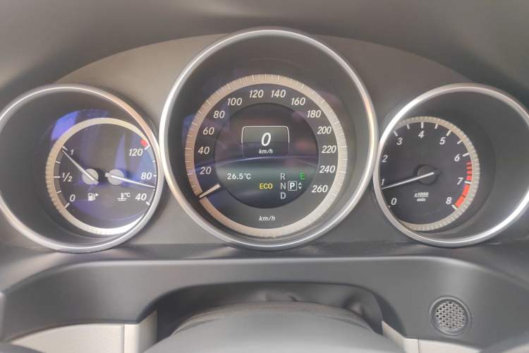 Used Mercedes-Benz E-Class 2015 E 200 L Instrument Cluster