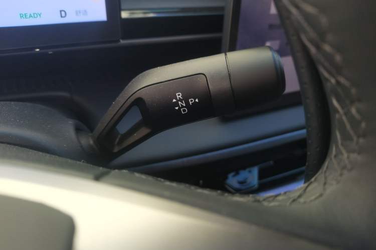 Used Geely Galaxy E5 2024 530 km Exploration+ Version Gear Lever