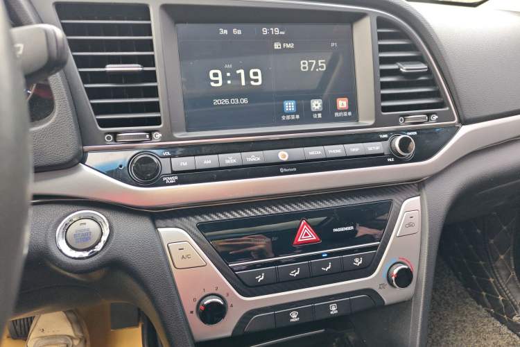 Used Hyundai Elantra (6th Generation / Lingdong) 2016 1.6L Automatic ZhiXuan · Luxury Version