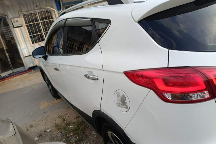 Used JAC Refine S3 2017 1.6L CVT Luxury Smart Model