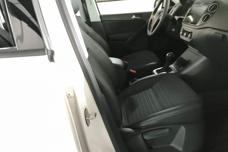 Used Volkswagen Tiguan 2017 300TSI Automatic Two-Wheel Drive Silk Road Luxury Edition