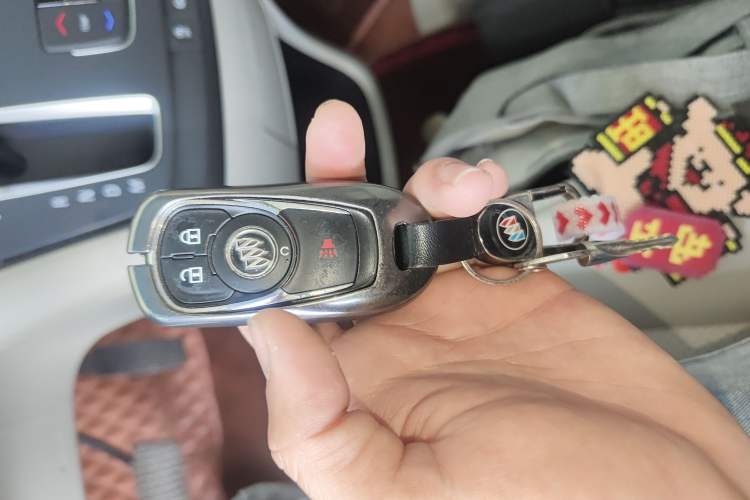 Used Buick GL8 2018 ES 28T Comfort Model China VI Standard
