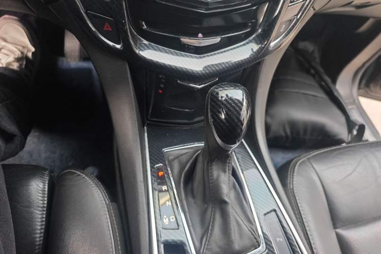 Used Cadillac SRX 2015 3.0L Elite Model Gear Lever