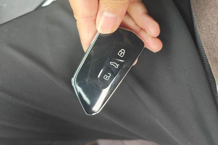 Used Volkswagen ID.4 X 2022 Pure Long-Range Version Vehicle Key