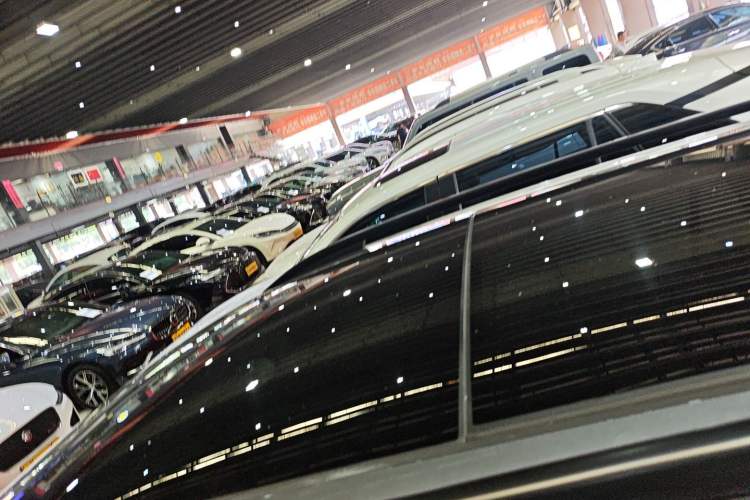 Used Volkswagen Tayron 2024 330TSI Two-Wheel Drive R-Line High-Energy Version
