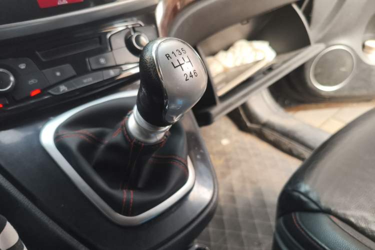 Used Haval H6 2014 Sport Version 1.5T Manual Two-Wheel Drive Elite Edition