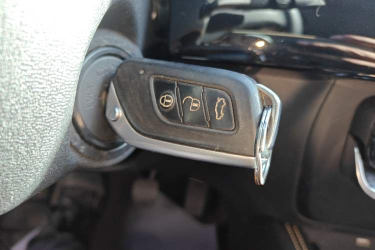 Used BAIC Beijing X3 2019 1.5L Manual Glory Edition Interior 1