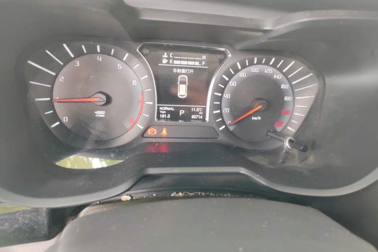 Used GAC Trumpchi GS4 2016 235T G-DCT Luxury Edition Odometer Close Up