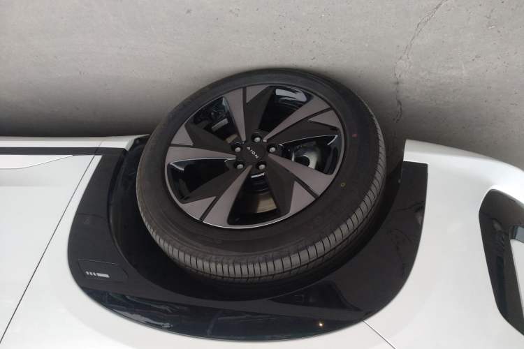 Used AION V 2026 Model Aion Tyrannosaurus Family Edition 520 Zhi Hao Edition
