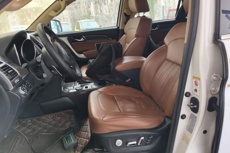 Used Haval H9 2015 2.0T Four-Wheel Drive Luxury 7-Seater Left Front Seat