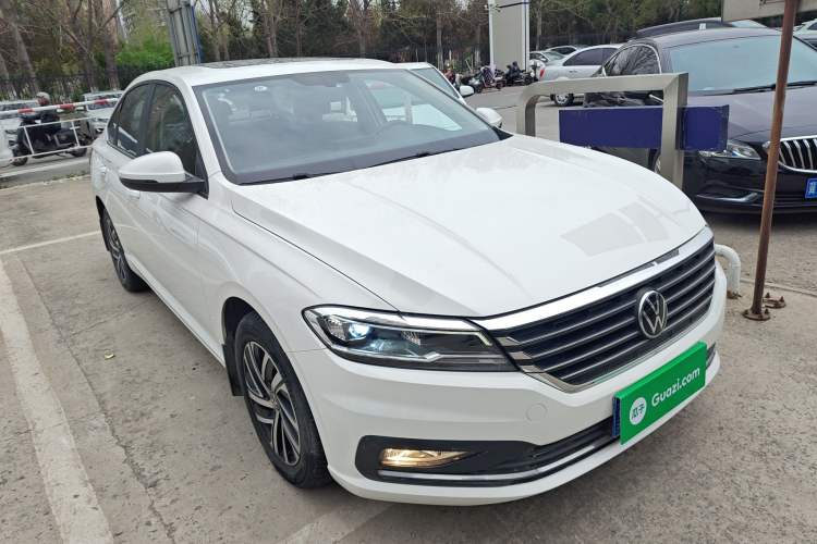 Used Volkswagen Lavida 2022 280TSI DSG Comfort Edition Front Right 45 Deg