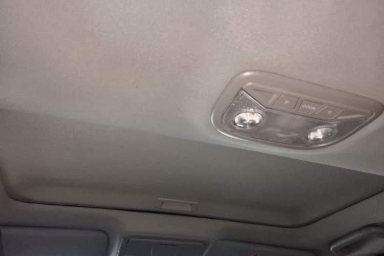 Used Geely Auto Emgrand 2016 Sedan 1.5L CVT Upward Version