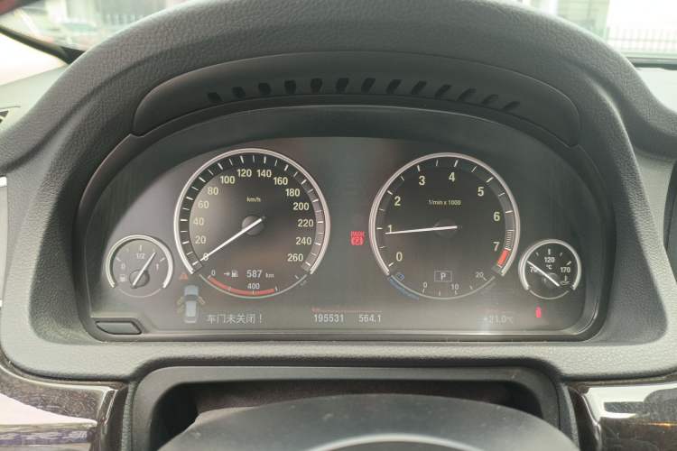 Used BMW 5 Series GT 2015 528i Leading Model Instrument Cluster