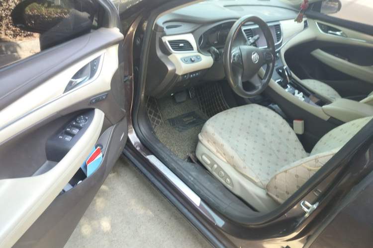 Used Buick LaCrosse 2016 30H Luxury Version