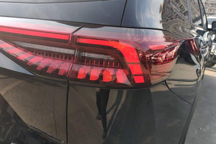 Used Chery Tiggo 8 PRO 2024 Champion Edition 290T Two-Wheel Drive Shining Version 7 Seats