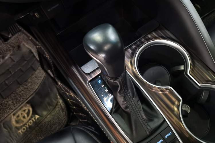 Used Toyota Camry 2019 Revised Version 2.5G Luxury Edition