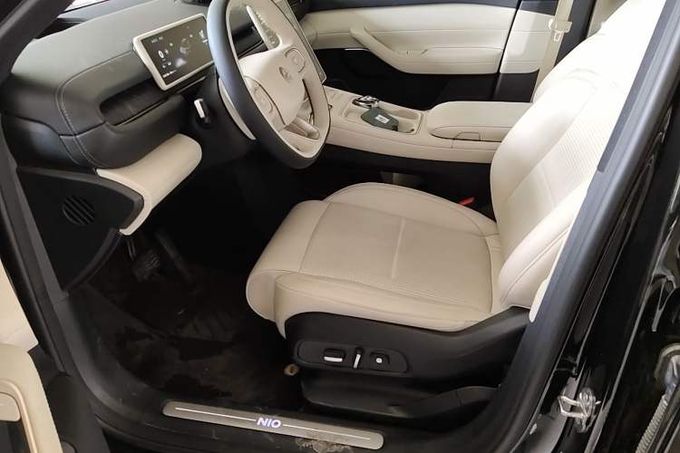 Used Nio ES6 2023 75 kWh
