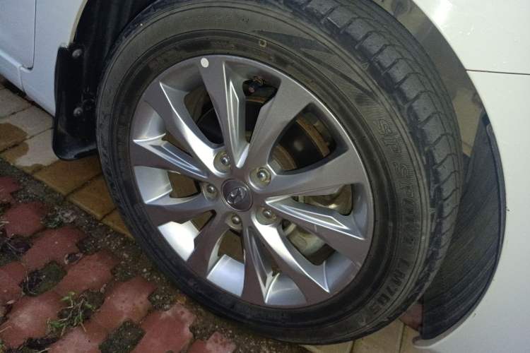 Used Hyundai Elantra (5th Generation / Langdong) 2016 1.6L Automatic Prestige Model
