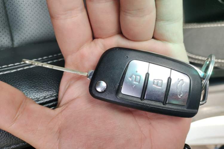 Used Geely Auto Vision X3 2017 1.5L Manual Elite Model
